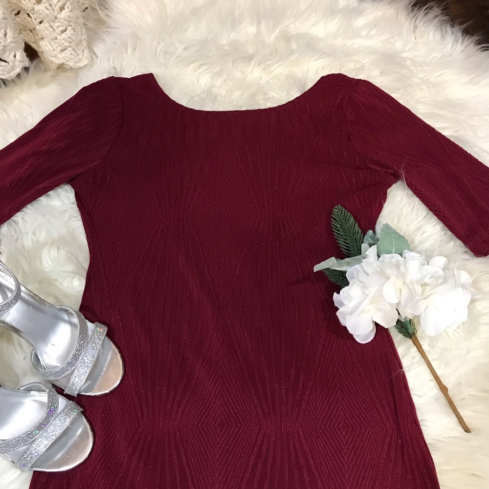 Mind Code Maroon dress - Picture 5 of 8